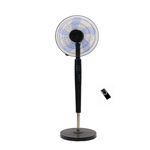16-Zoll-Standventilator aus hochwertigem Kunststoff in schwarzer Farbe mit rundem Standfuß und Fernbedienung